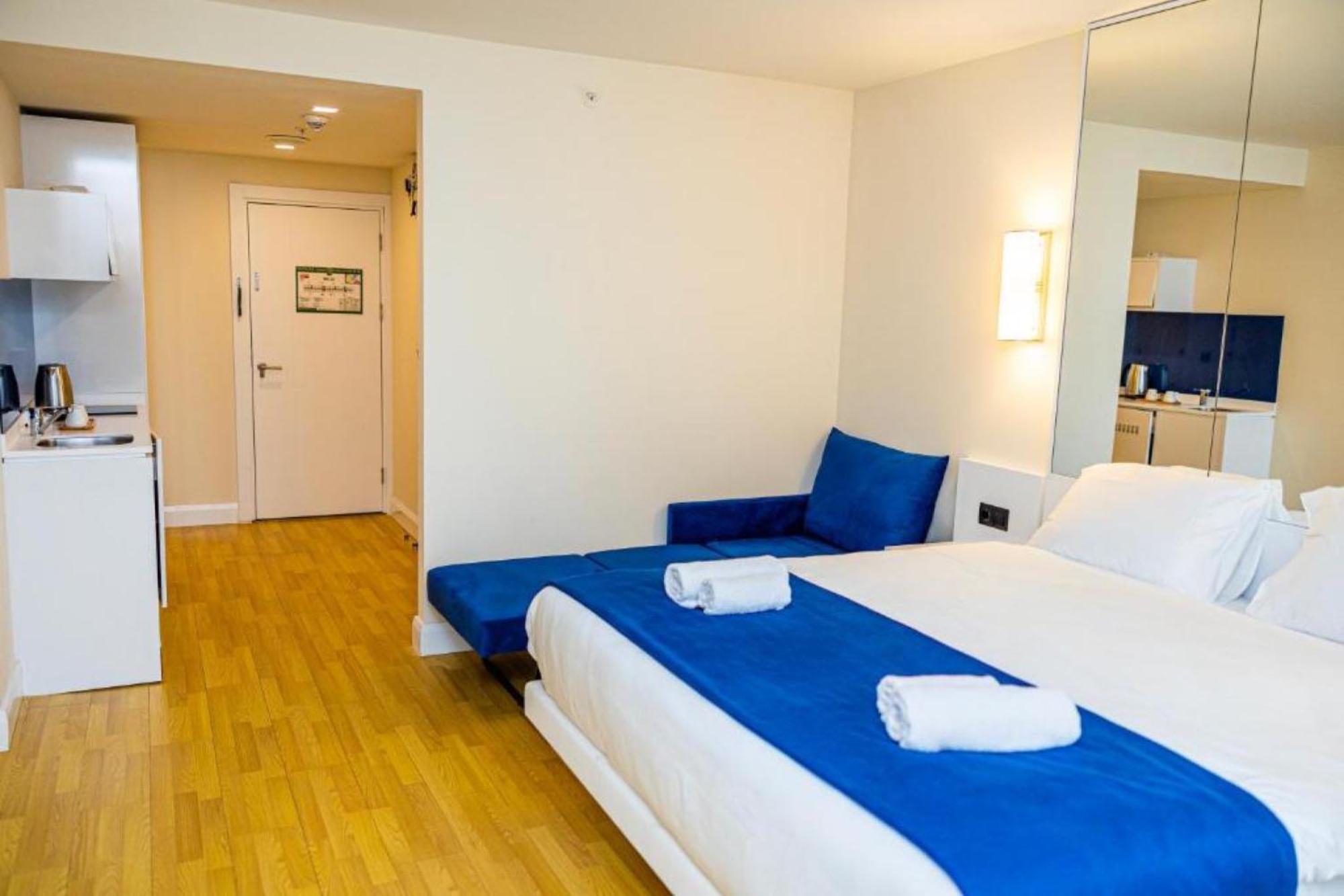 Delux Sea View Aparthotel In Orbi City Batumi Zewnętrze zdjęcie