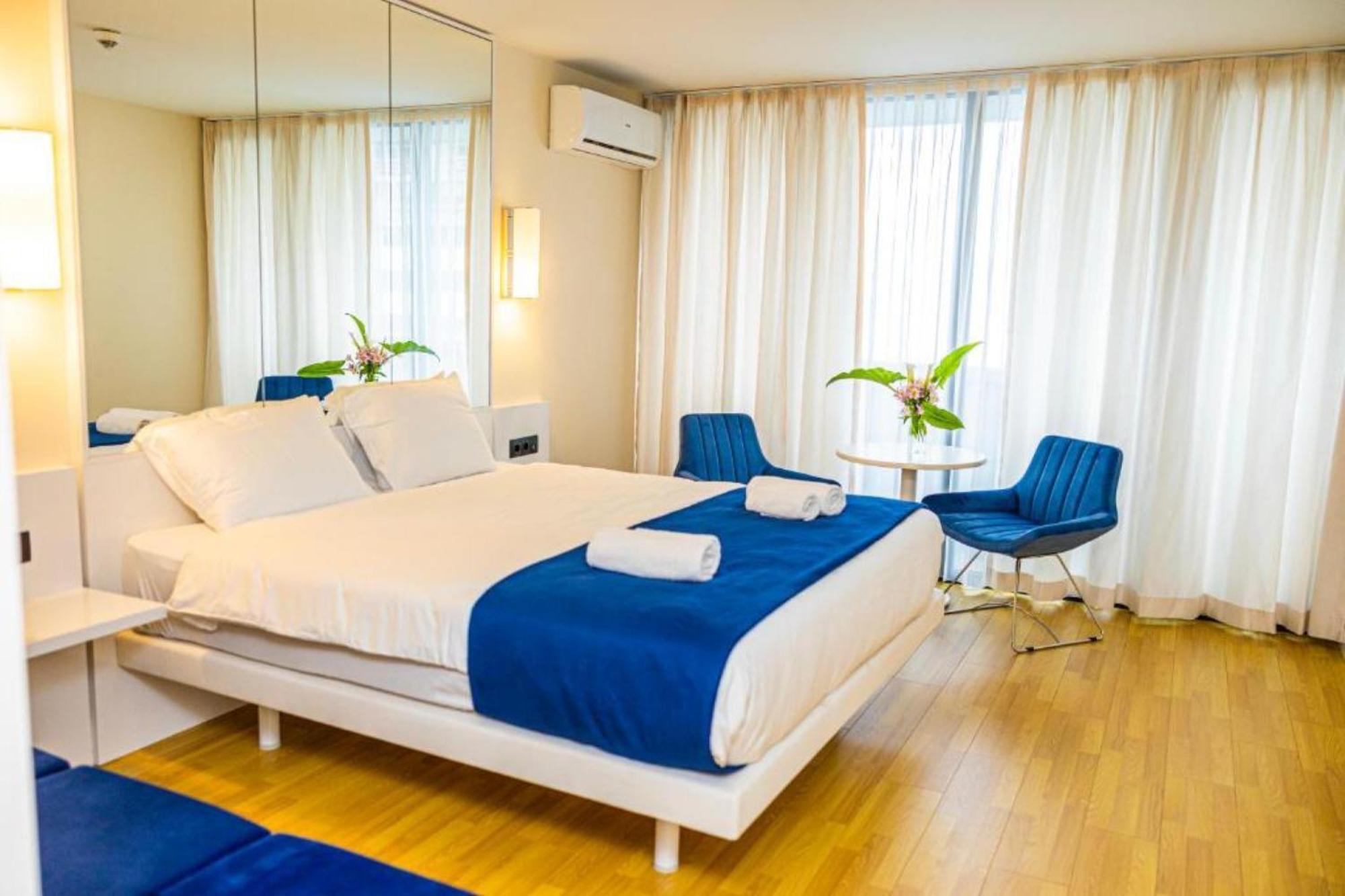 Delux Sea View Aparthotel In Orbi City Batumi Zewnętrze zdjęcie